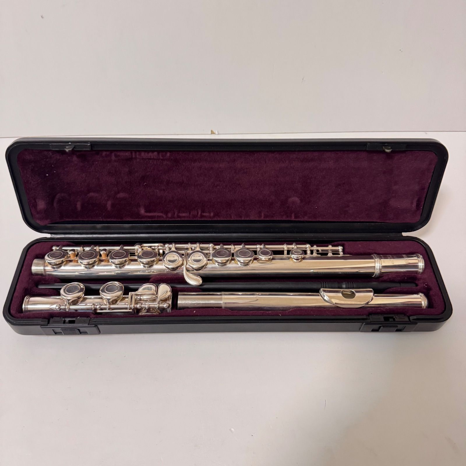 美品 YAMAHA ヤマハ フルート 後期モデル YFL-221 Eメカ付き - メルカリ