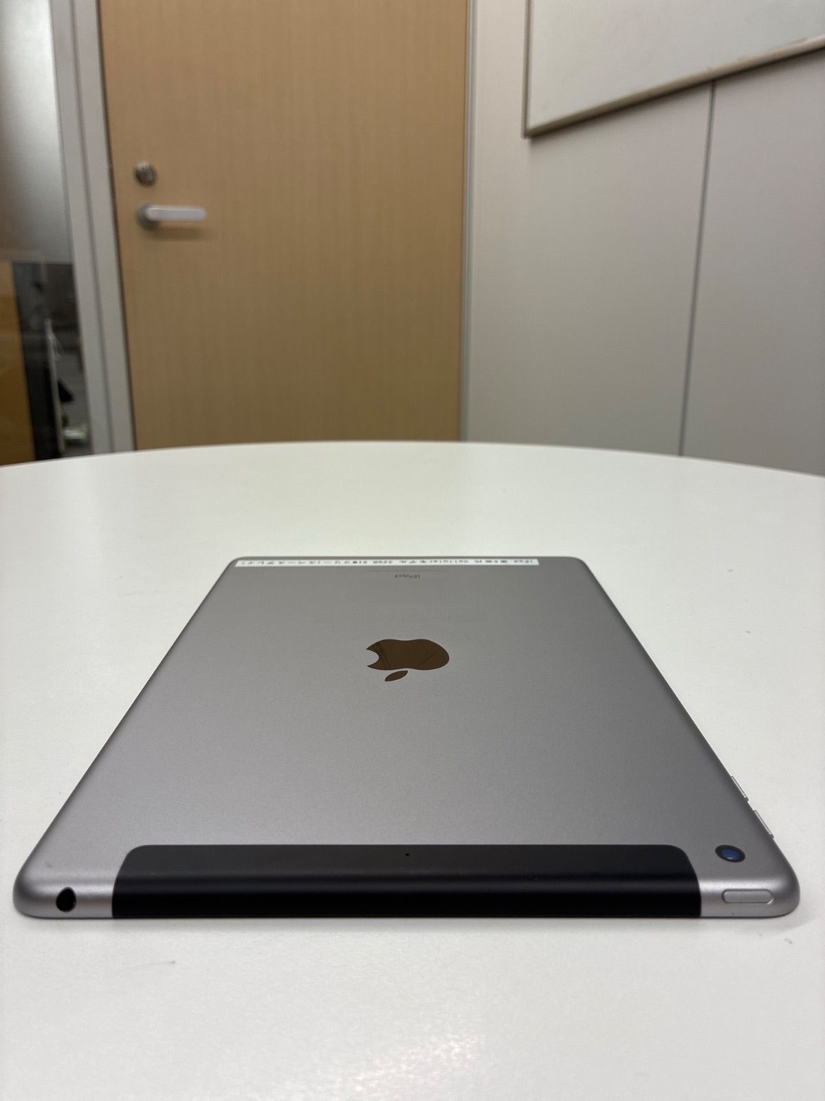 iPad 第6世代 32GB Cellular SIMフリー A1954 スペースグレイ 完全