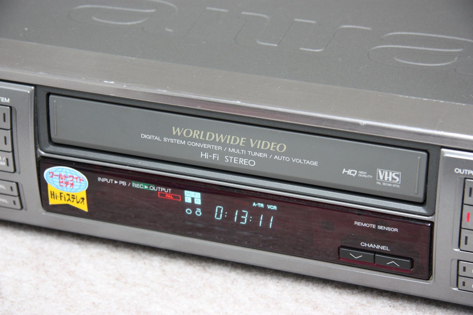 AIWA ワールドワイドVHSビデオデッキ NTSC/PAL/SECAM対応HV-MX100