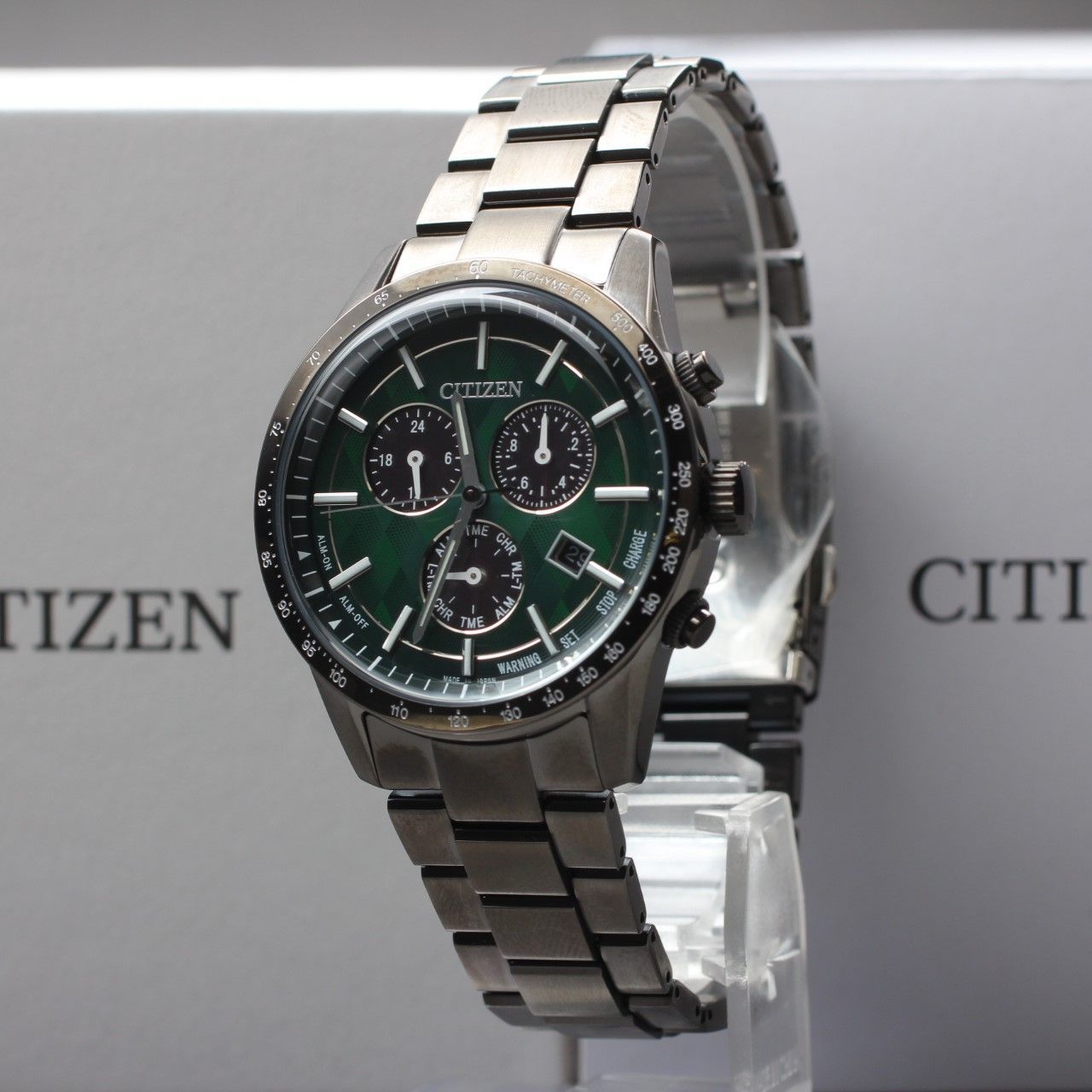 美品】CITIZEN シチズン E820-A12HF01 エコドライブ クロノグラフ
