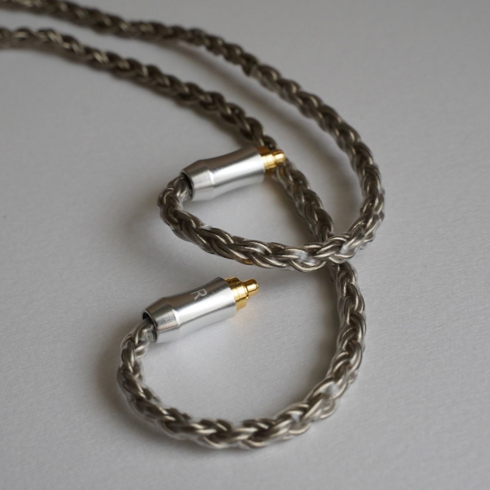 超希少-1点限定】16コア IE300 600 900/4.4mm バランス - メルカリ