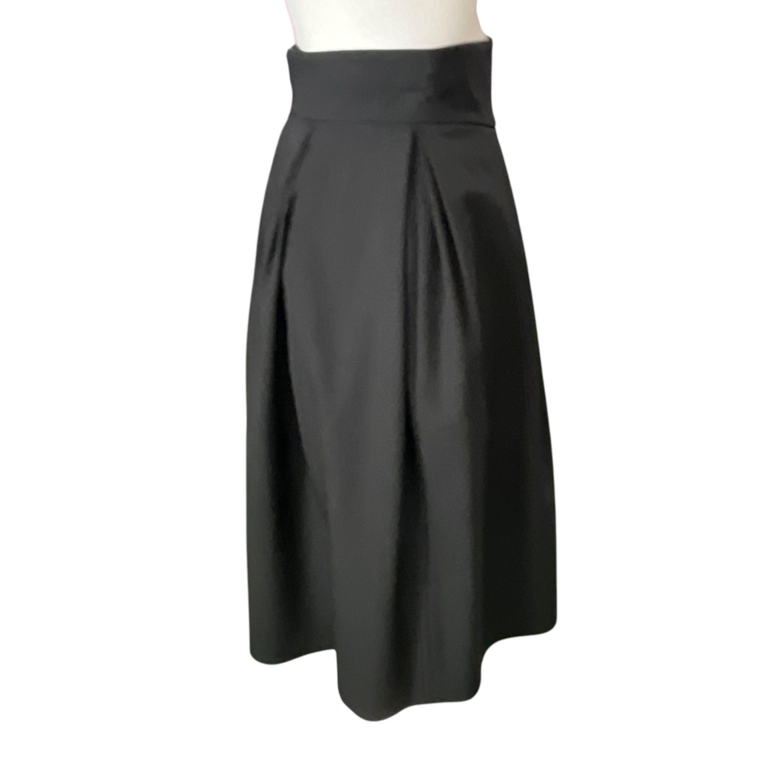 未使用 フォクシー FOXEY 美形タック ブラック スカート 38、M、9号