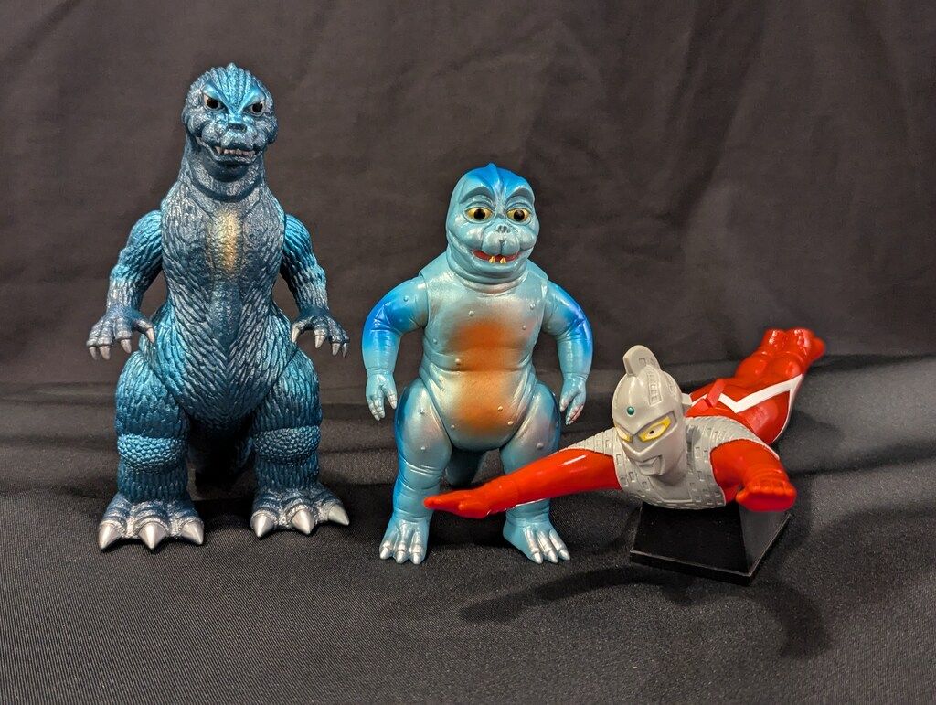 怪獣郷 ドラコ再生（蓄光） レトロソフビ やまなや 円谷