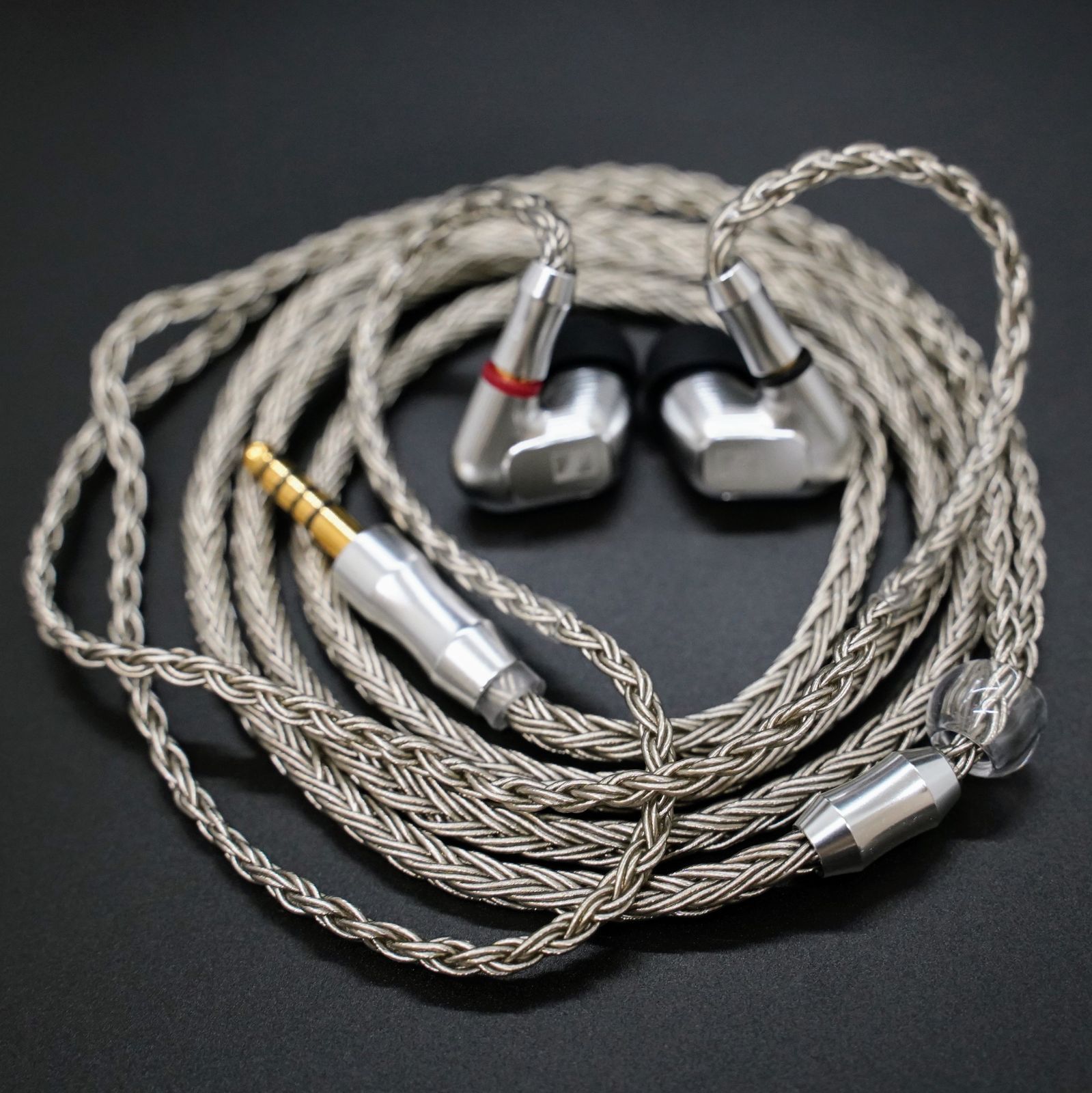 超希少-1点限定】16コア IE300 600 900/4.4mm バランス - メルカリ