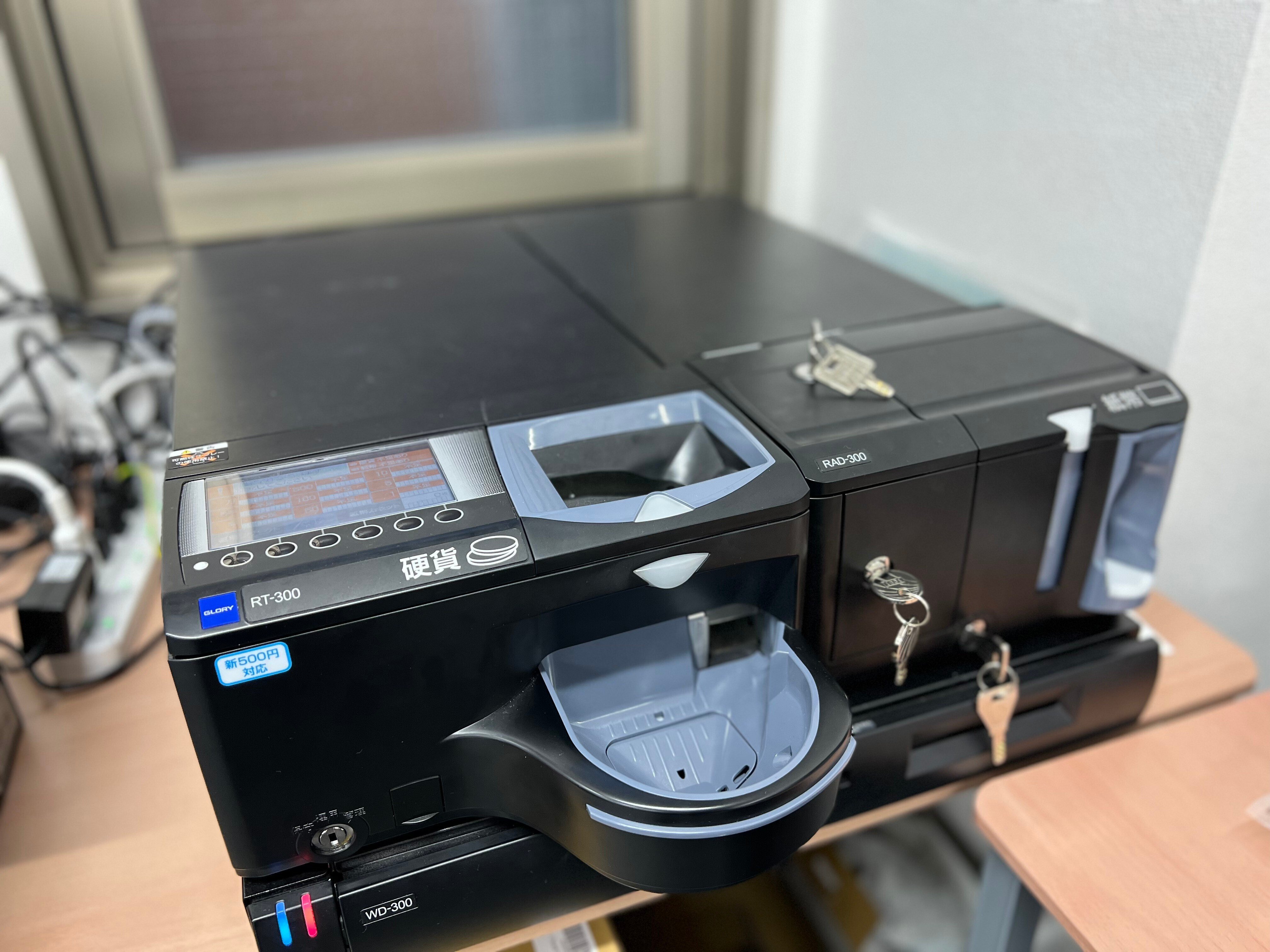 GLORY 自動釣り銭機 新500円対応 セルフオーダー GLORY 自動釣り銭機 新500