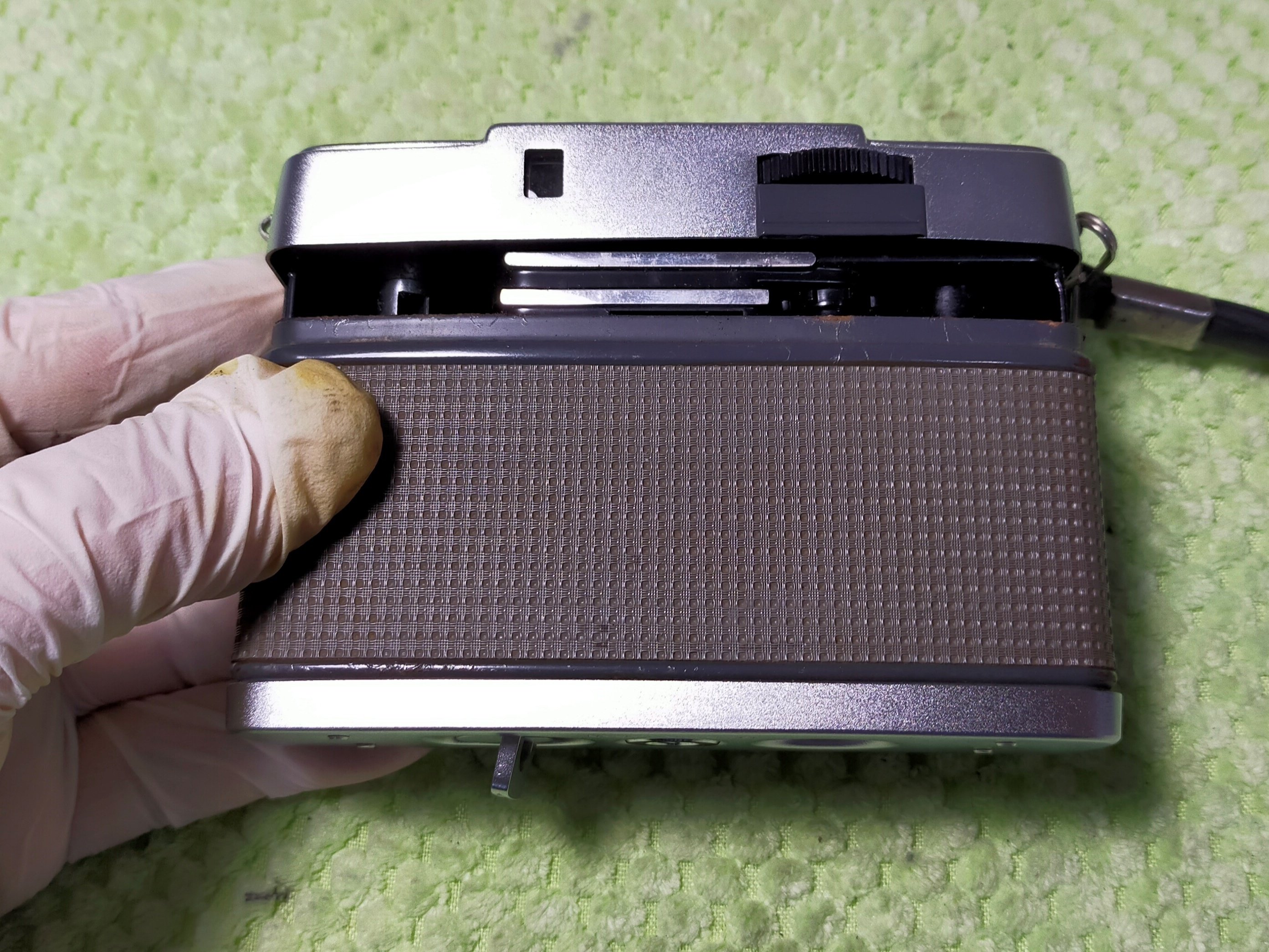 オリンパス PEN EEシリーズの検品方法｜フィルムカメラ修理のアクアカメラ