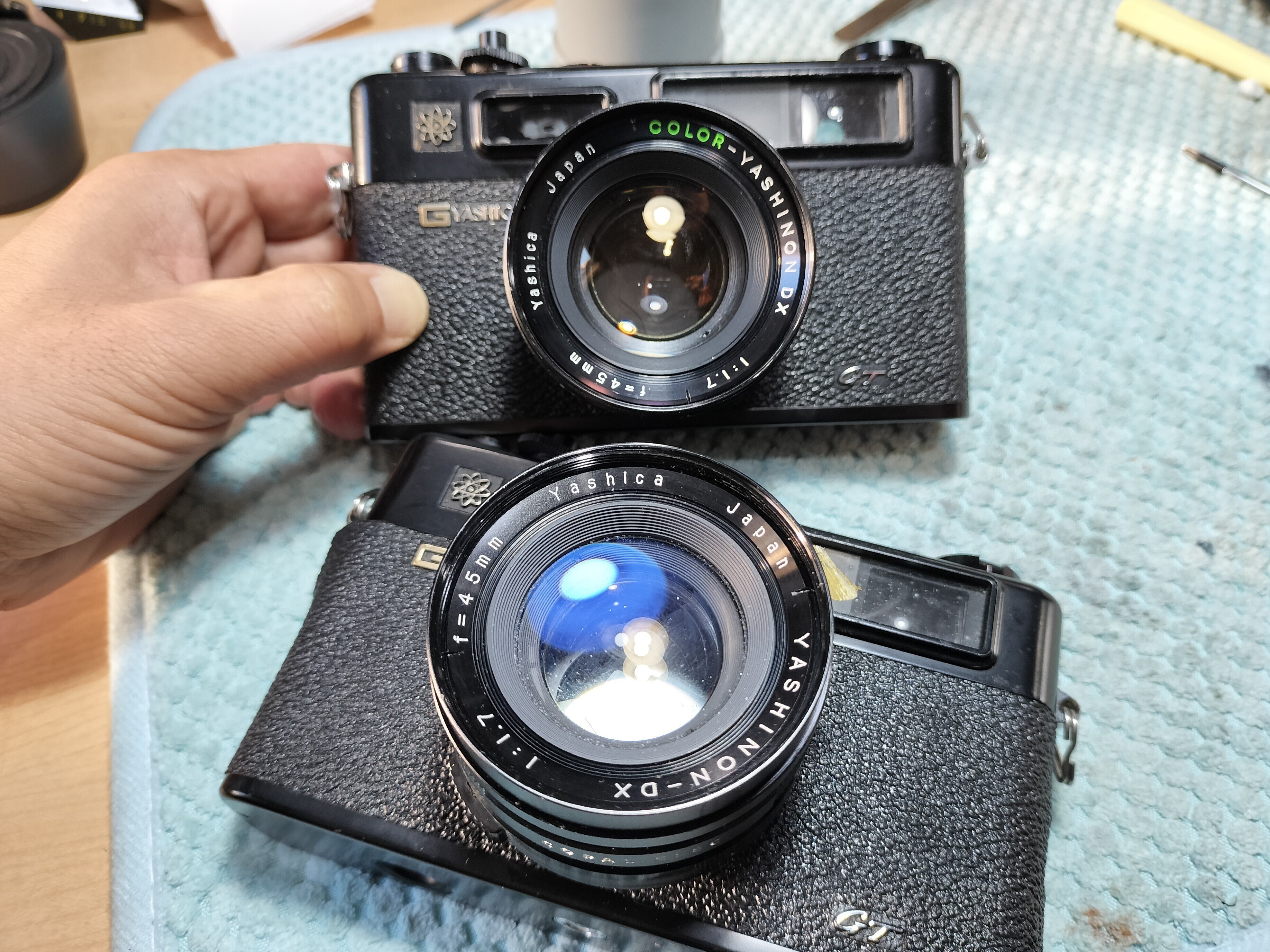 ヤシカエレクトロ35GTの分解｜フィルムカメラ修理のアクアカメラ