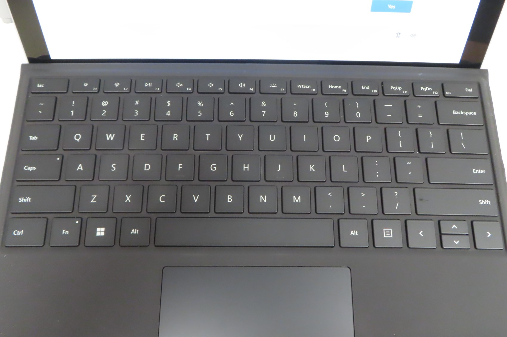 Microsoft 1960 Surface Pro 7 Core i3-1005G1 1.2GHz 8GB RAM 128GB