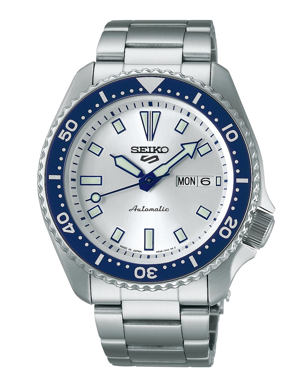 セイコー 5スポーツから1982年に誕生した