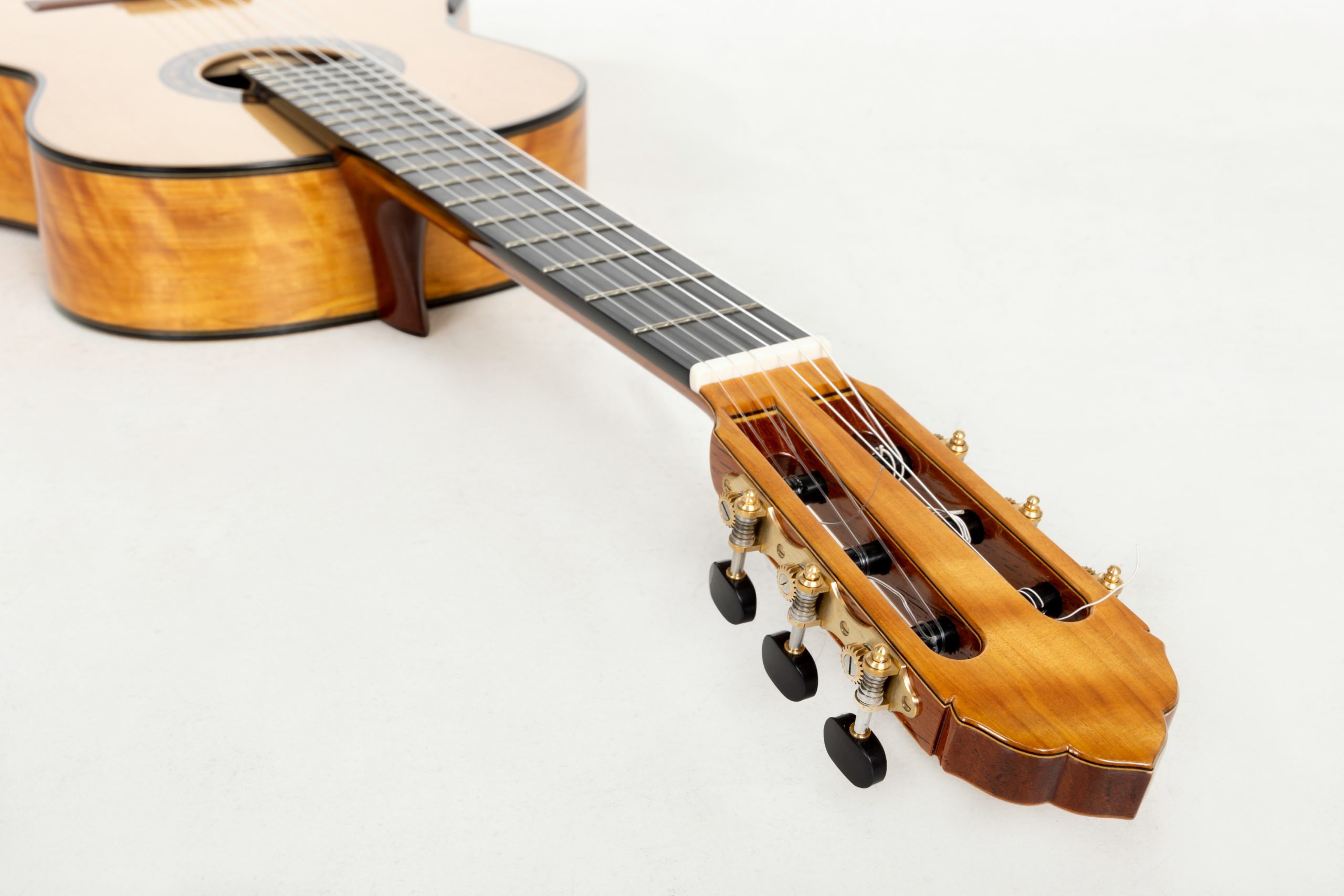 アコースティックギタークラシックギター DAKOTA BC-70 ギター