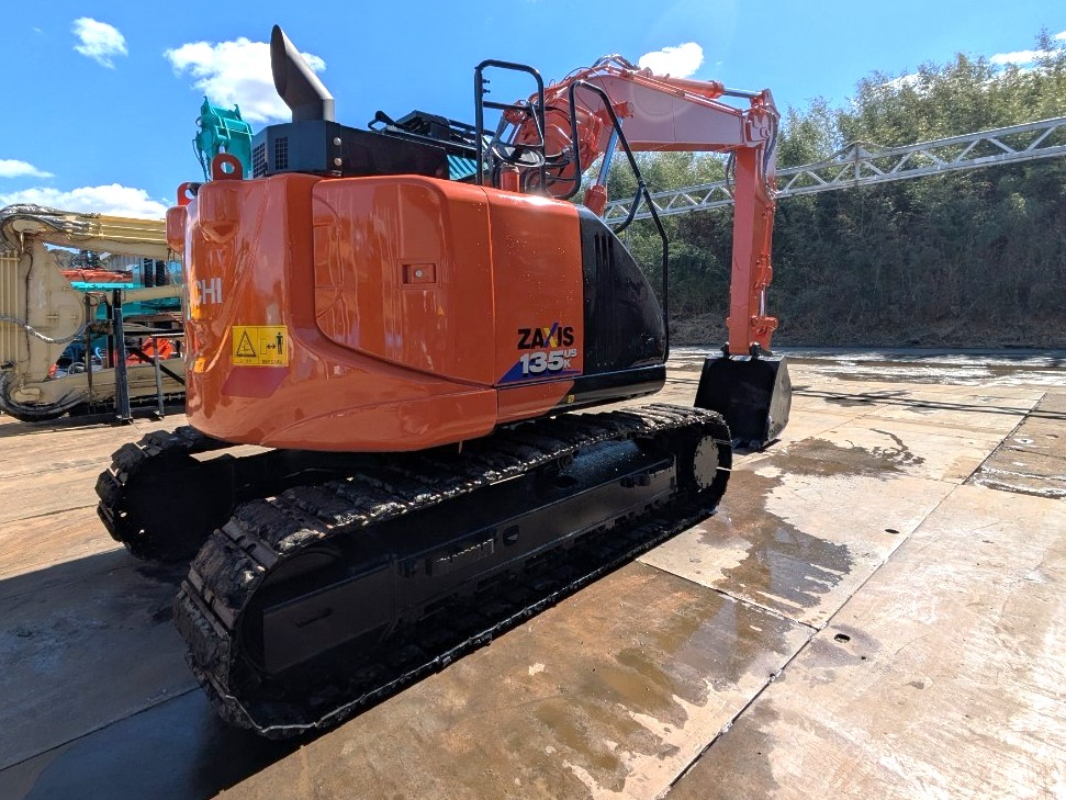 ID127837】ZX135USK-6 ☆年度末！謝恩セール☆ | 特選解体重機 | 株式