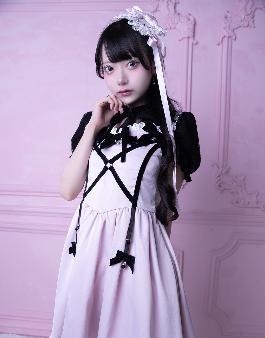 Back ruffle ribbon harness one piece – AVENCHUMU （アバンチュウム）