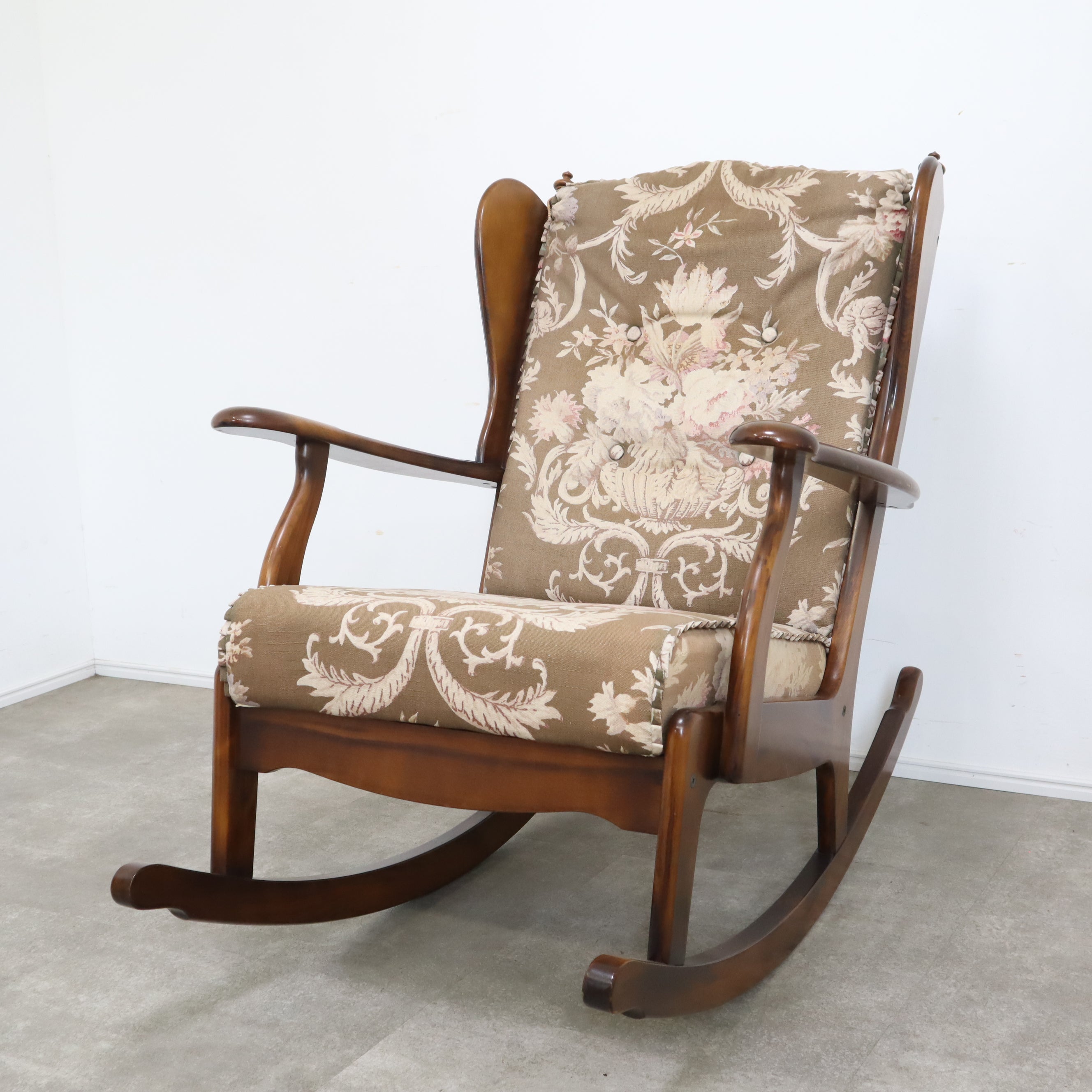 カリモク コロニアル ロッキングチェア – バナルオンラインショップ