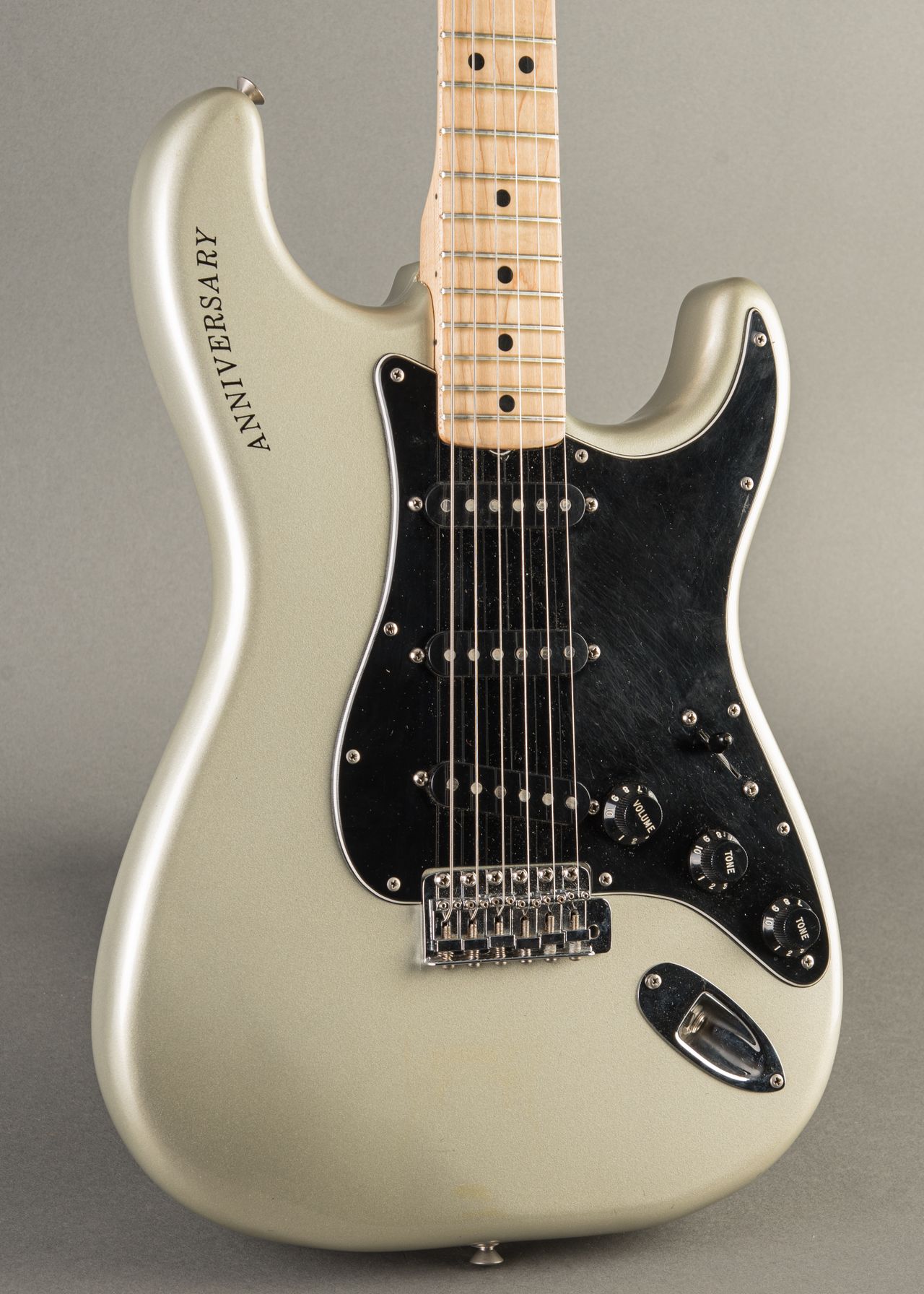 Carter Vintage - Fender 25th Anniversary Stratocaster 1979