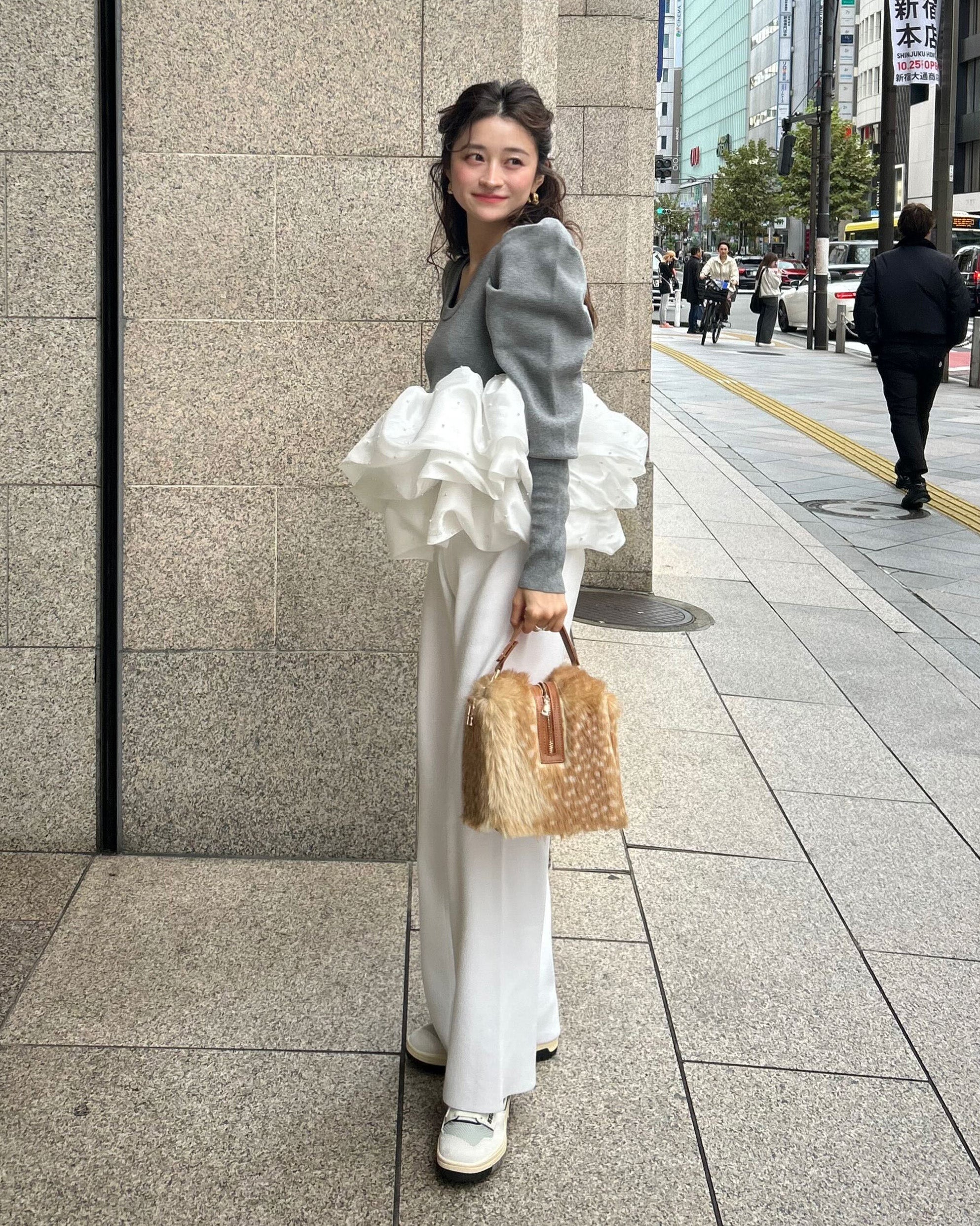 正規品 Bibiy. AMELIE PEPURAMU KNIT