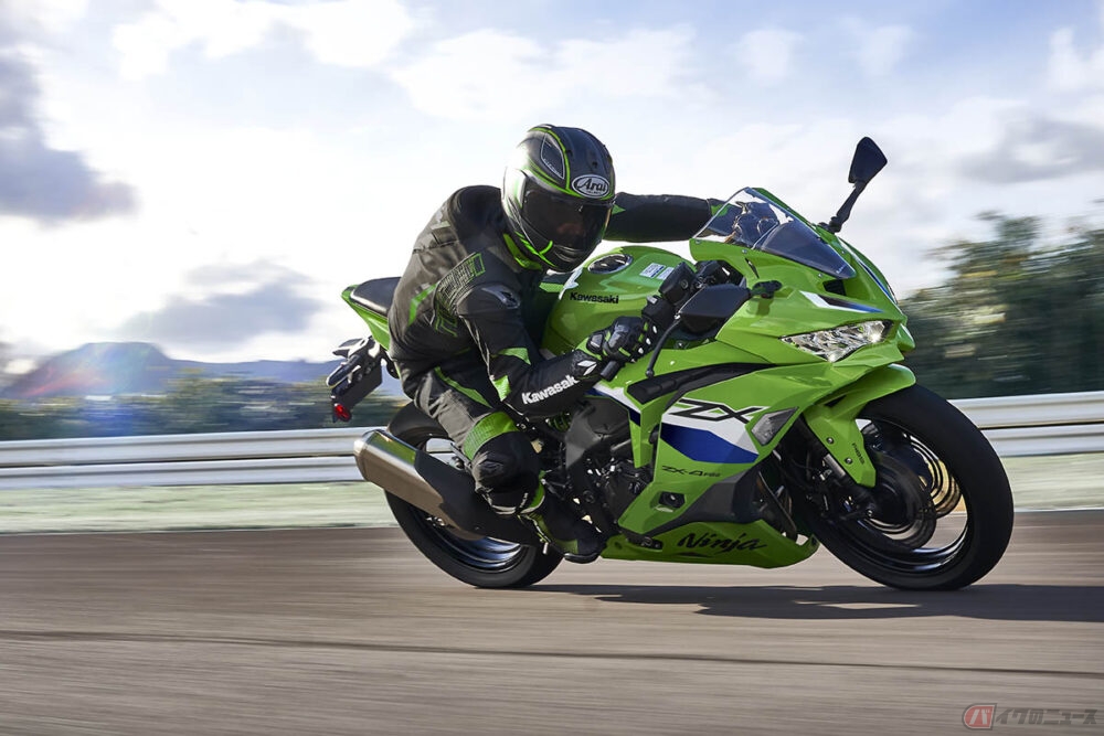 爽快な加速感と病みつきになる排気音!! 「音声コマンド」と「ナビ機能