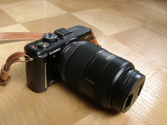 マイクロフォーサーズ対応望遠レンズ LUMIX G VARIO 45-200mm/F4.5-5.6