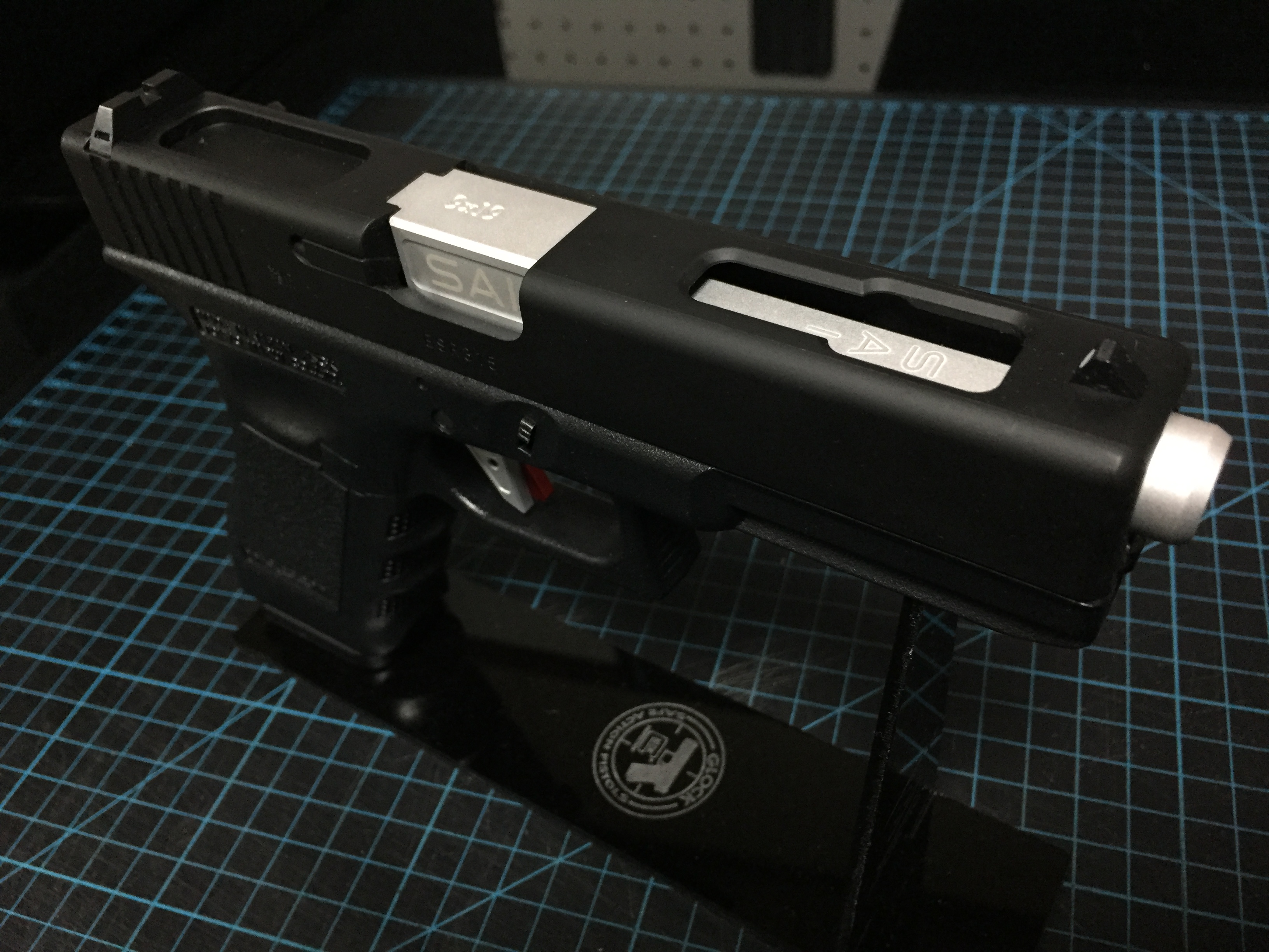 グロック 18c ガスガン アウターバレルメタルカスタム GLOCK グロック