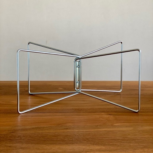 美しき構造体：wanderout UNIVERSAL STAND（ユニバーサル スタンド