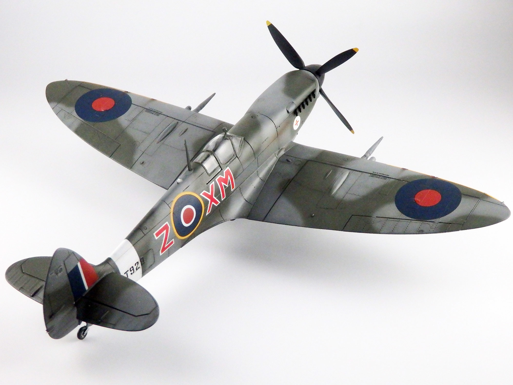 ハセガワ1/48スーパーマリンスピットファイアMk.VIIIcを作る