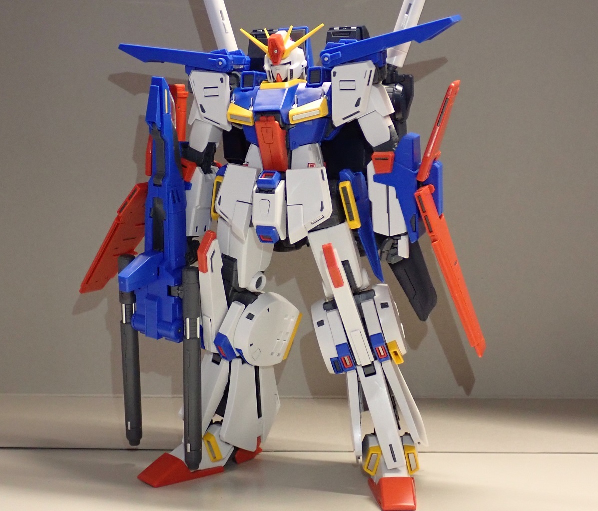 ガンプラ MG ZZガンダム Ver.Ka 組立て | 川崎駅 レイアウト製作日誌