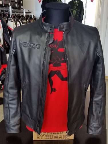 DAINESE45周年記念のカッコぃぃレザージャケット!!!