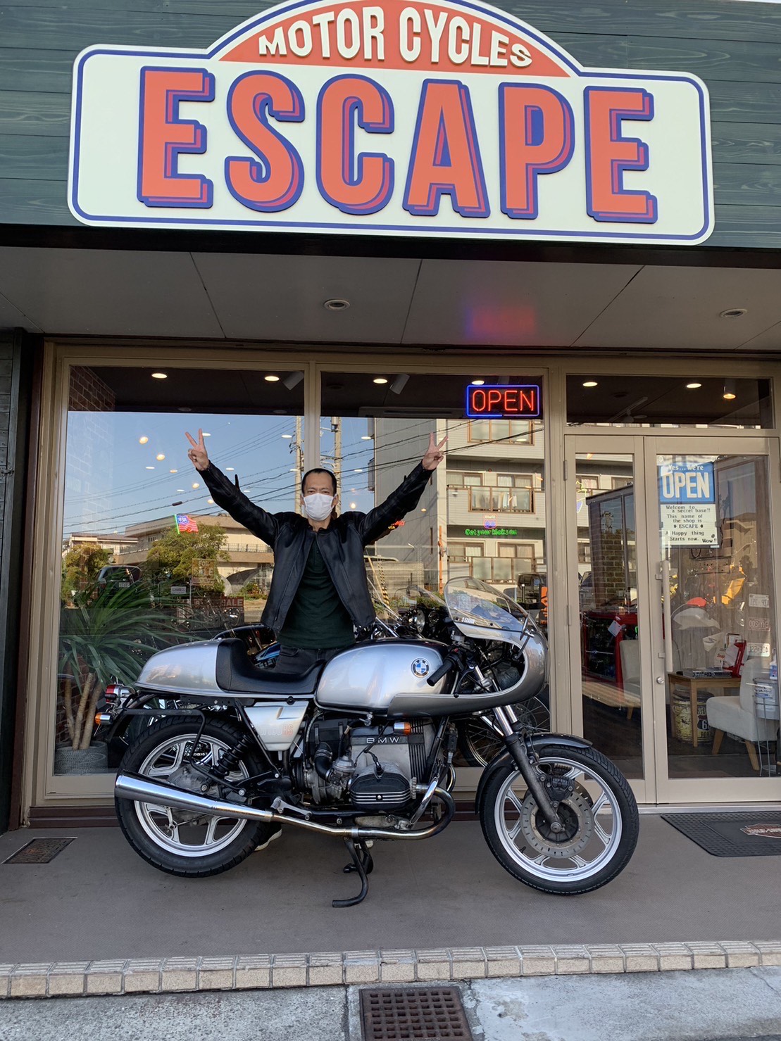 BMW R100 純正シート ※カスハラ危険人物taにご注意 BMWR100