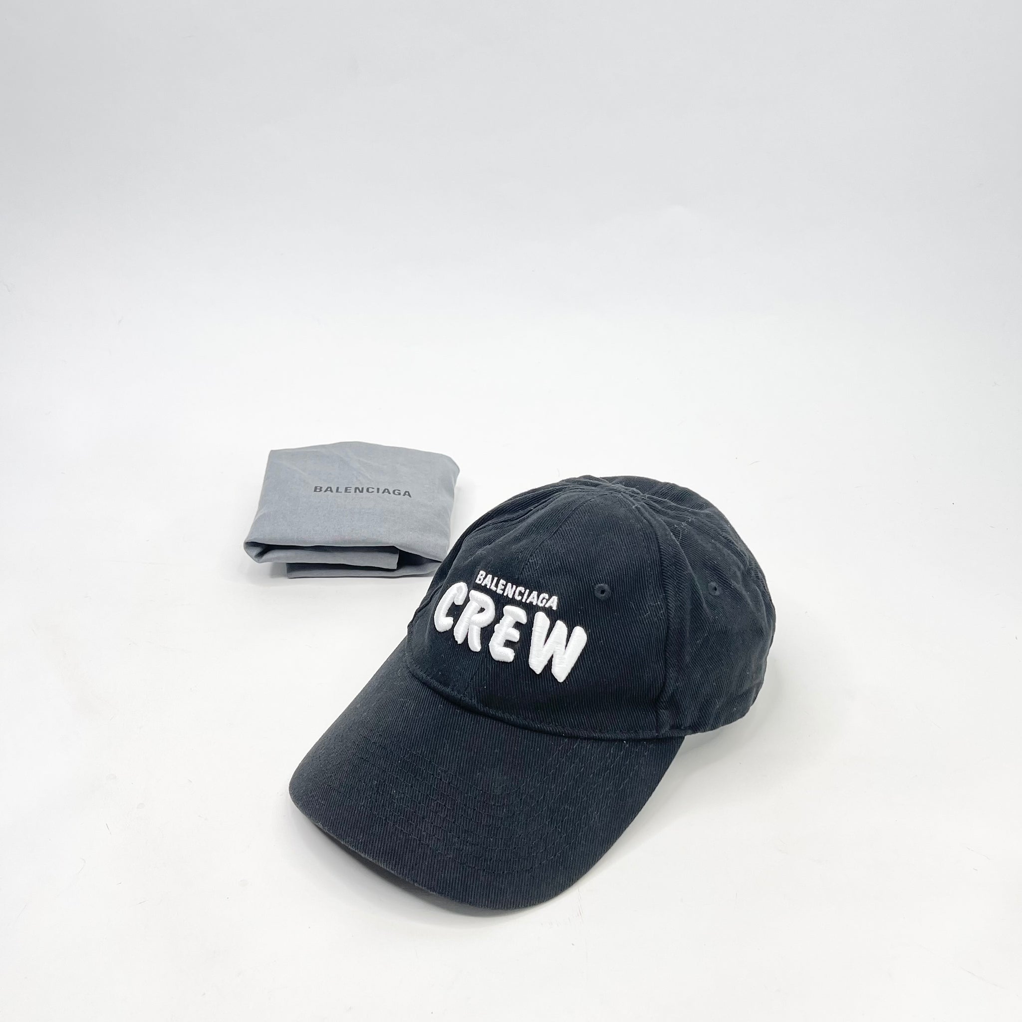 BALENCIAGA CREW LOGO BLK BALL CAP – BLuxe Boutique