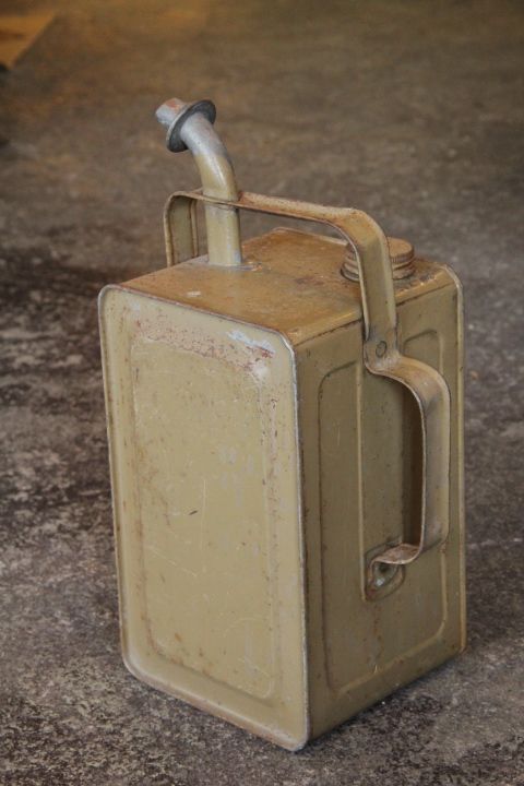 VALOR,バーラー,エッソブルー vintage 灯油携行缶 - BURN-UPS!