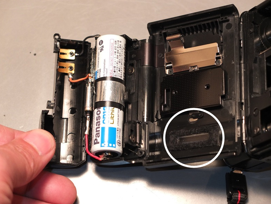 わたしのカメラ三昧 第27回 横長画面のハーフサイズカメラ「Fuji Twing