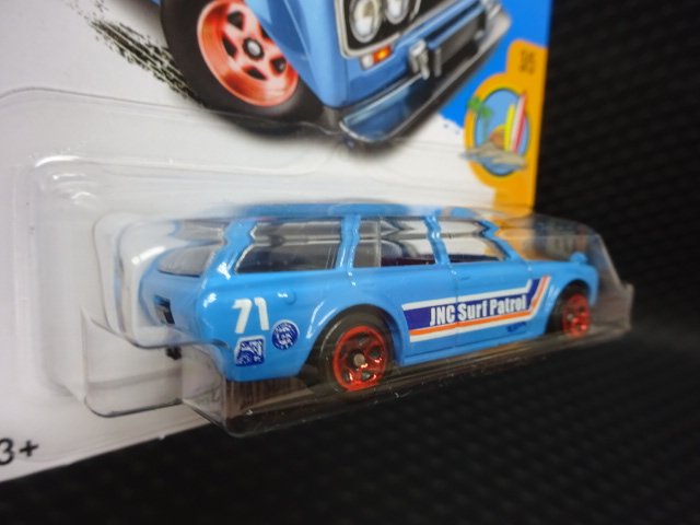 ﾎｯﾄｳｨｰﾙ 1/64 ﾀﾞｲｷｬｽﾄﾓﾃﾞﾙ ☆'71 DATSUN BLUEBIRD 510 WAGON 