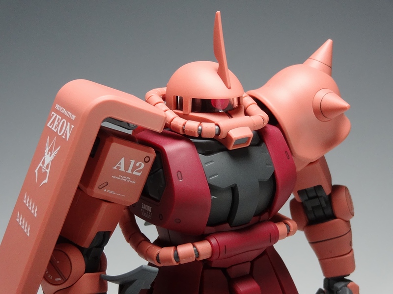 スタンダード完成品】バンダイ MG 1/100 シャア専用ザクII Ver.2.0