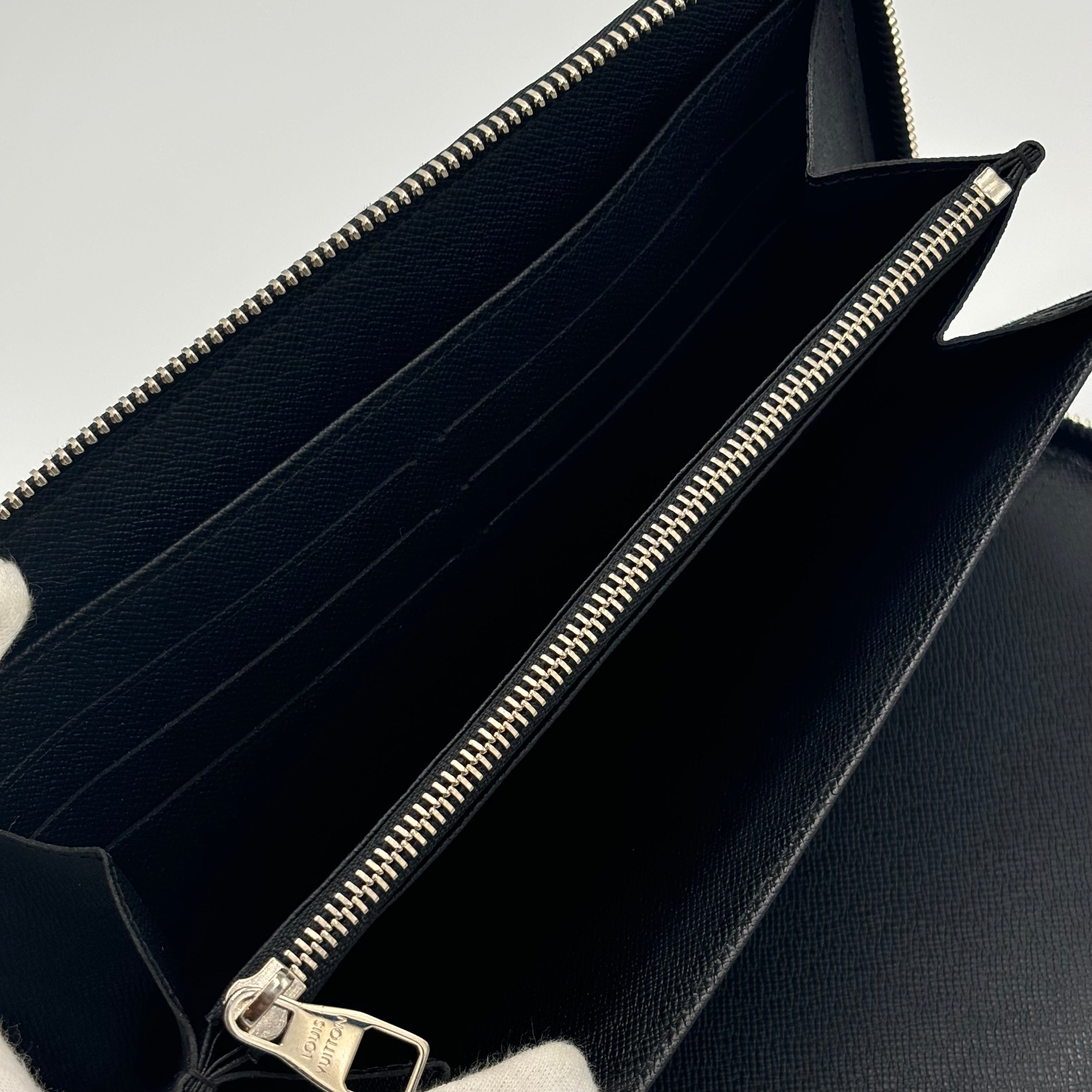 LOUIS VUITTON ジッピー・オーガナイザー(ダミエ・グラフィット)