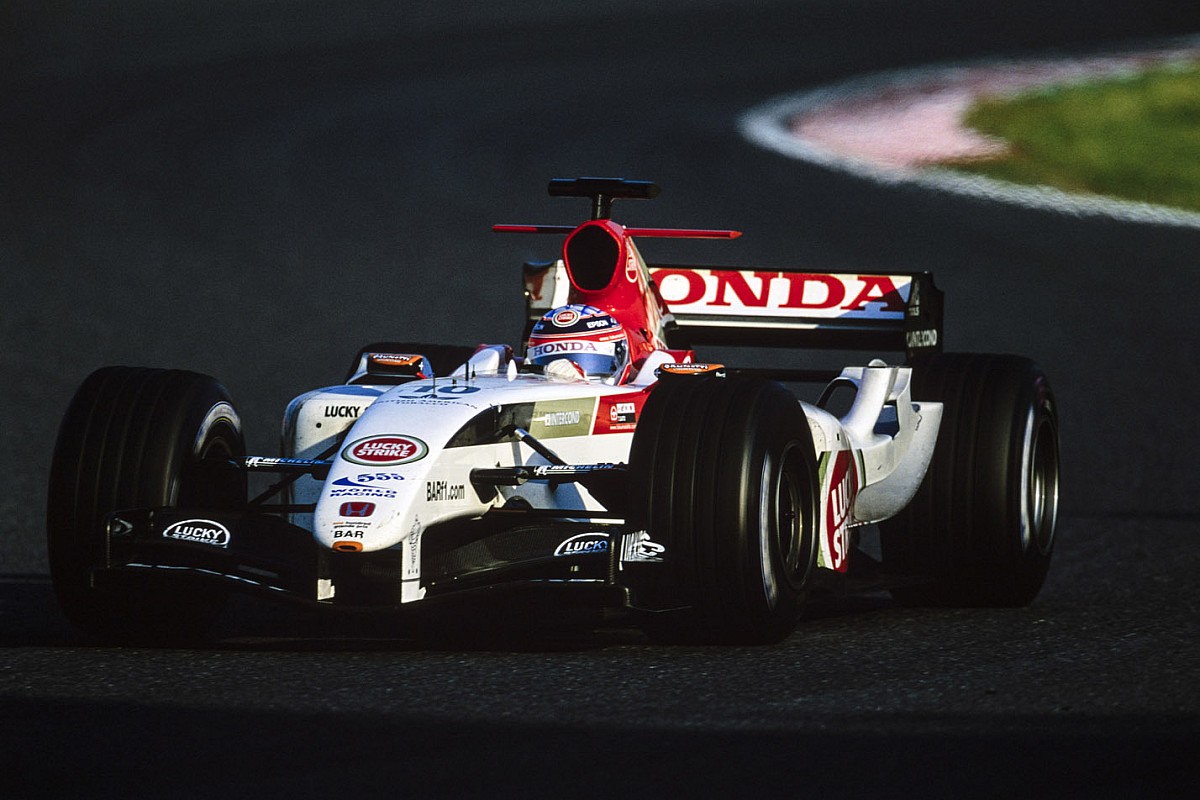 表彰台は確実と思っていた」佐藤琢磨の、最も悔しい”鈴鹿”：2004年F1