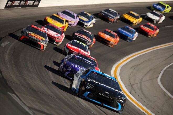 残り2戦で現役引退のダニカ・パトリック、長年のパートナー『GoDaddy