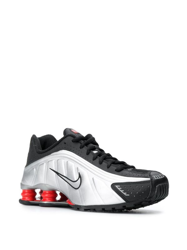 Nike Shox R4 