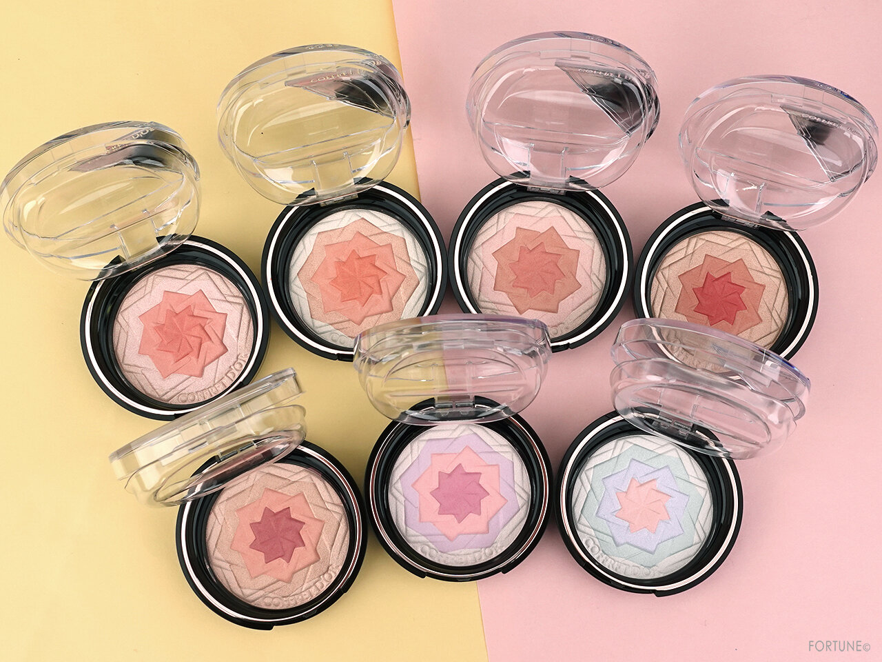 コフレドール 2021新作春コスメ《スマイルアップチークスS》と光