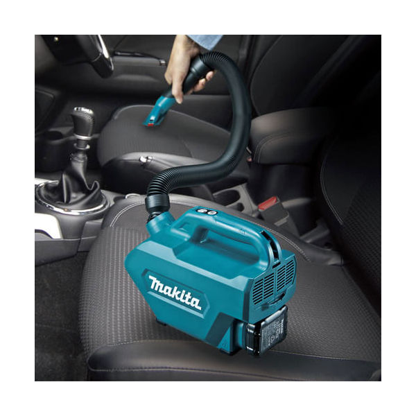 マキタ マキタ充電式クリーナ 10.85（狭い所向き）本体のみ CL121DZ