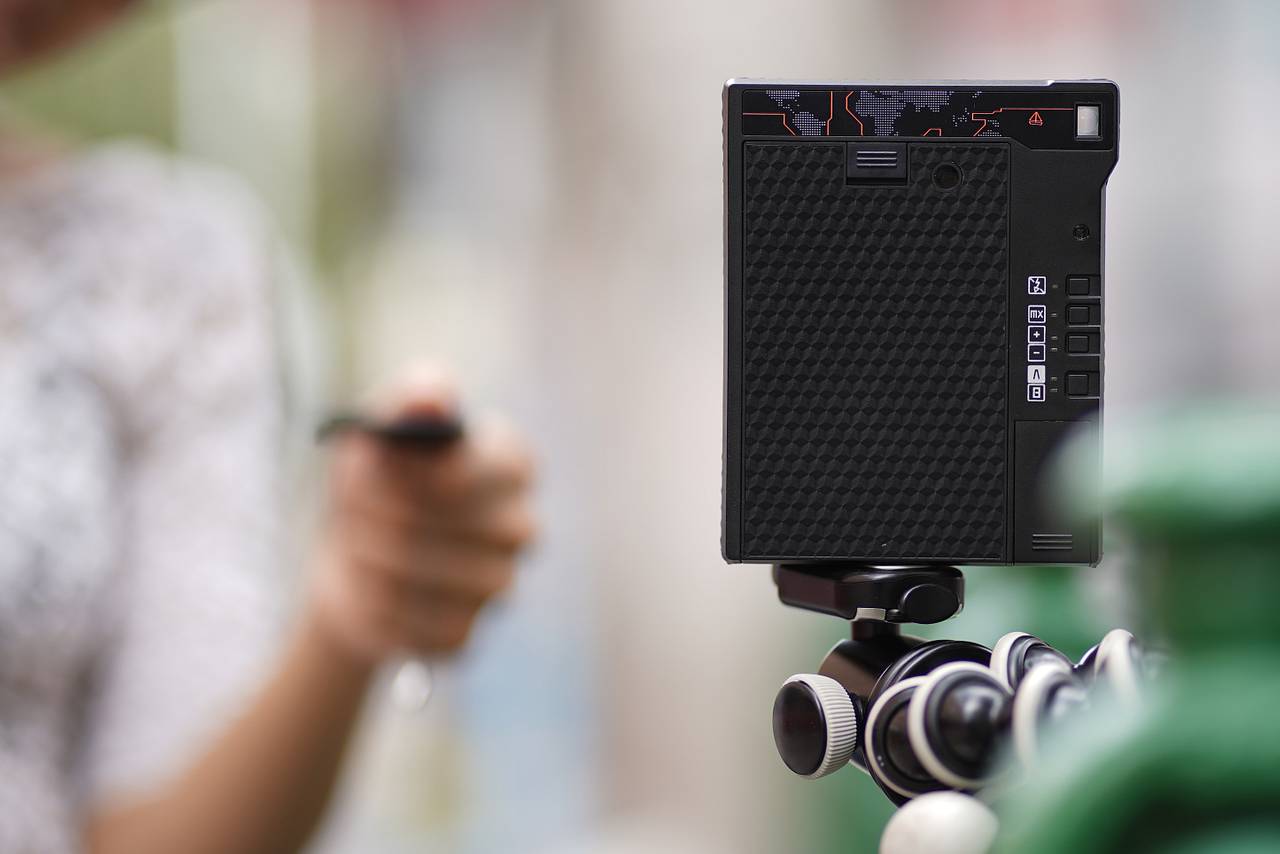 Lomo'Instant Automat Glass Elbrus – Lomography