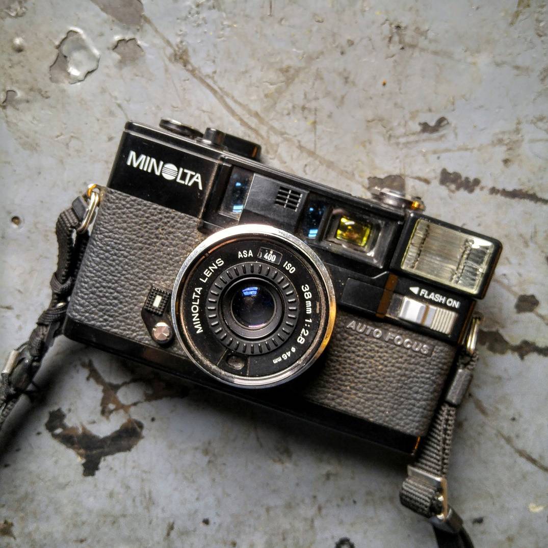 Lomopedia — Minolta Hi-Matic AF2 · Lomography