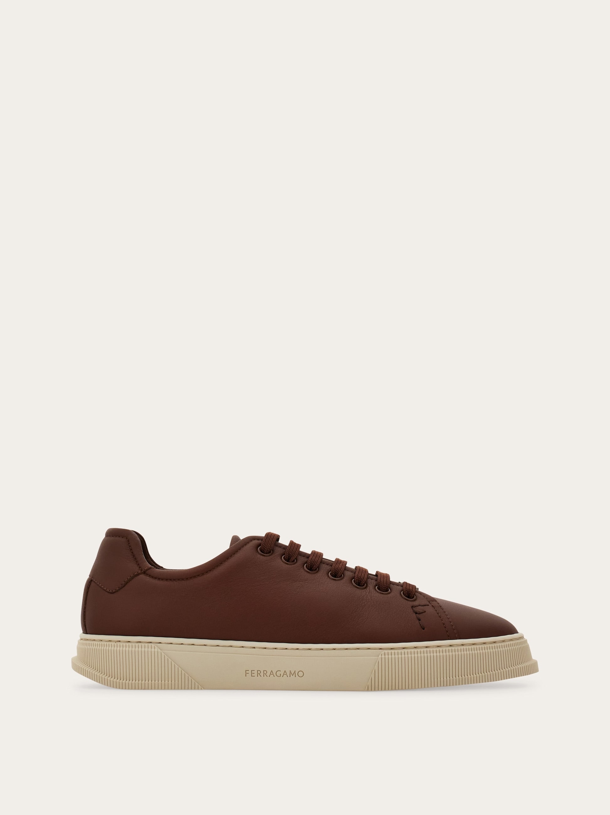 Elastic lace sneaker - Men | Ferragamo