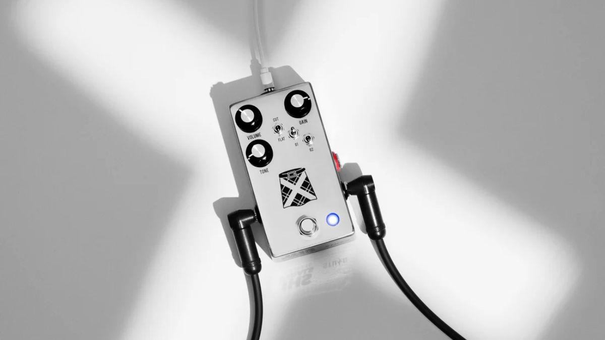 JHS Pedals' PackRat combines nine takes on the RAT distortion in