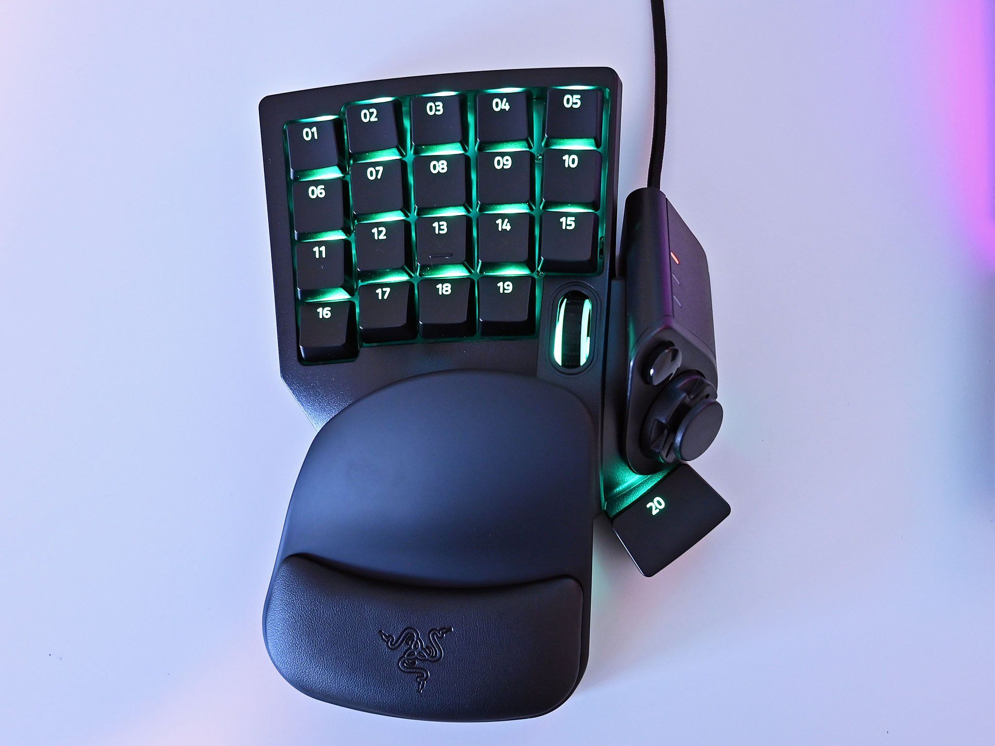 Razer's Tartarus Pro keypad sports pressure-sensitive optical