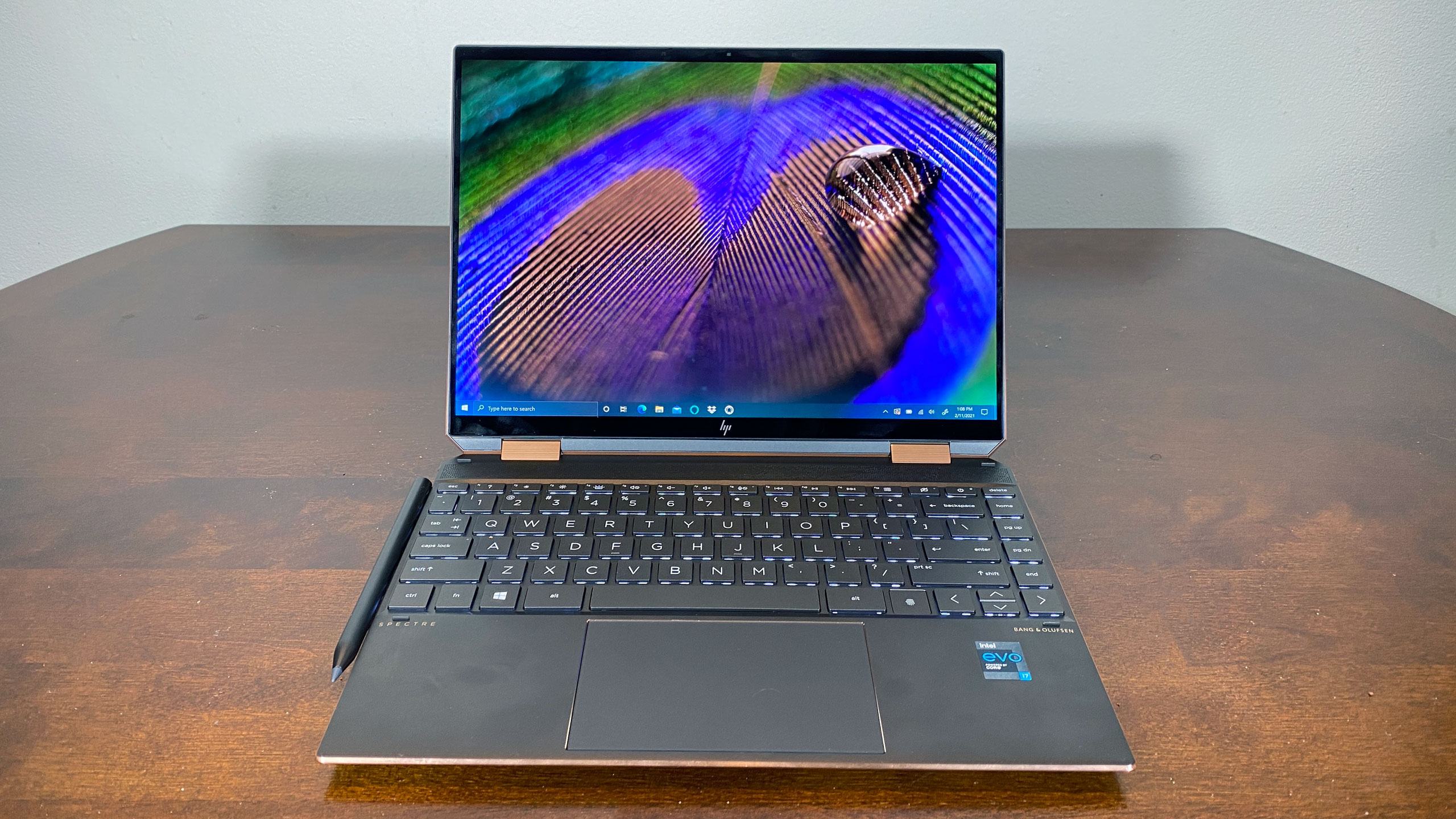 HP Spectre x360 14: The New Best 2-in-1 Laptop | Tom's Hardware