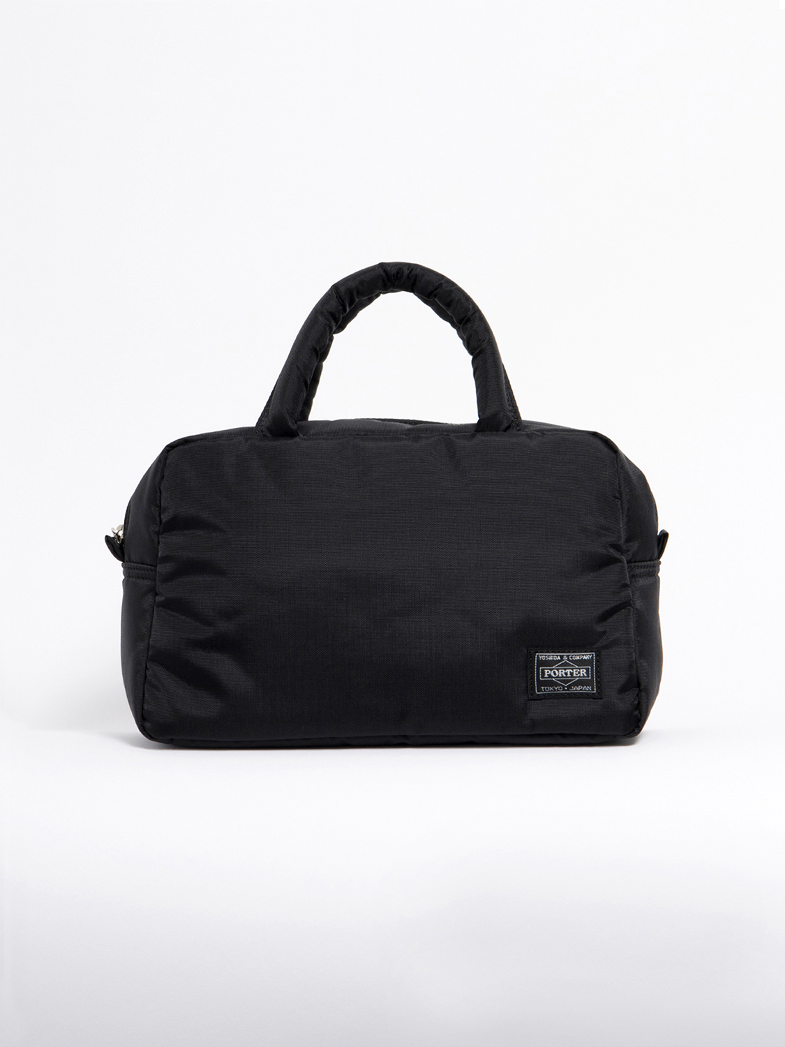 川久保玲がデザインした4型のバッグも登場。PORTERのポップアップが