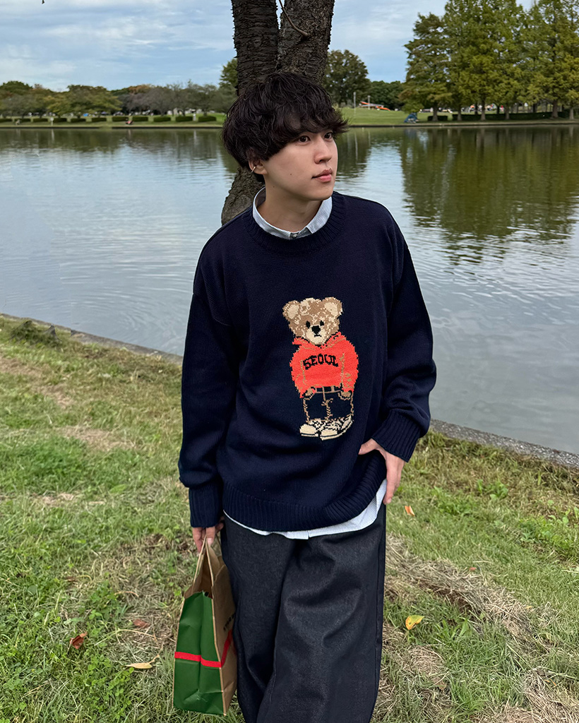 ユニセックス）クマラウンドネックニット | ファッション通販サイト NUGU