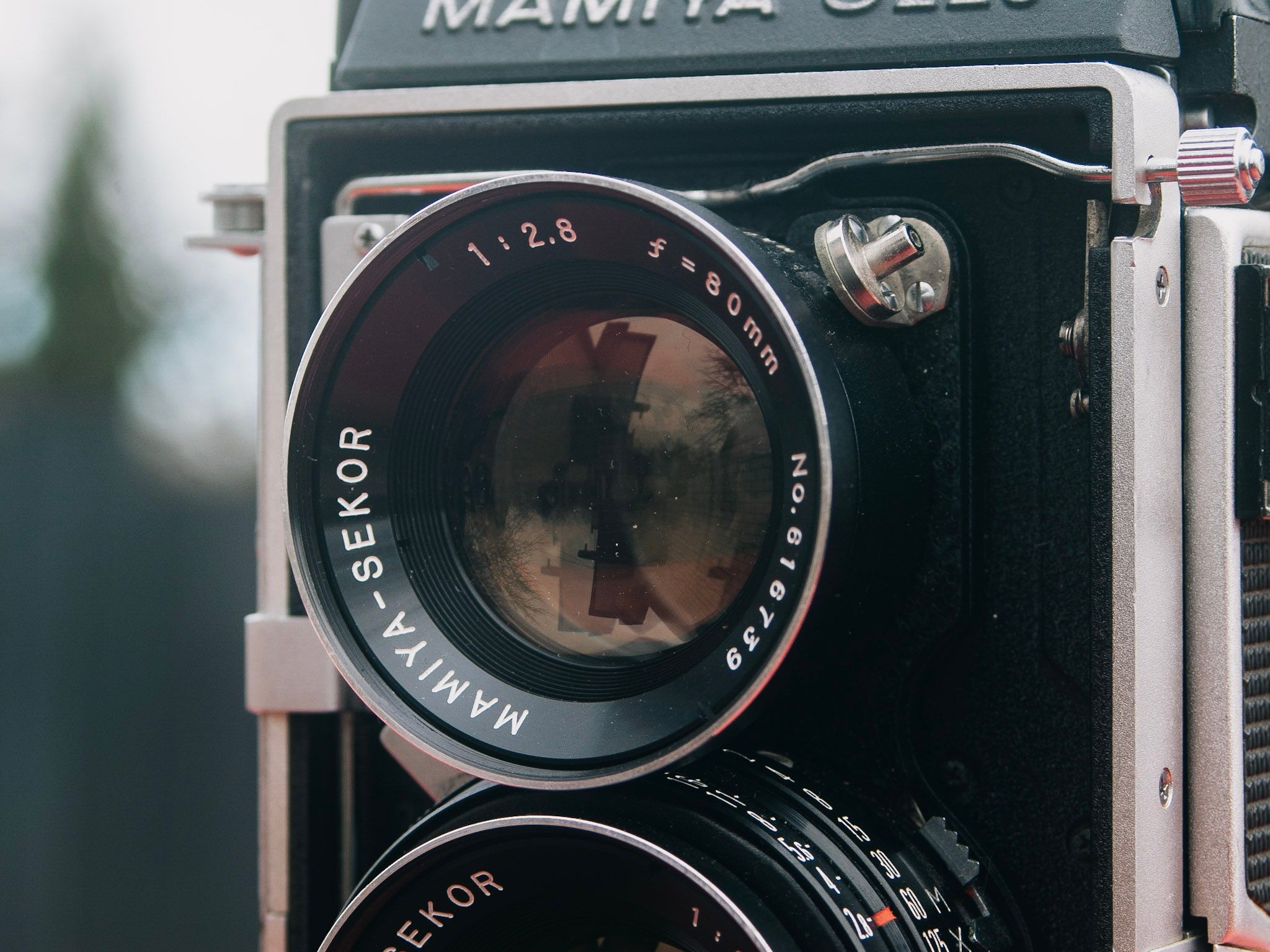 Mamiya C System Review Part 2: Mamiya-Sekor 80mm f2.8 - 50mmF2