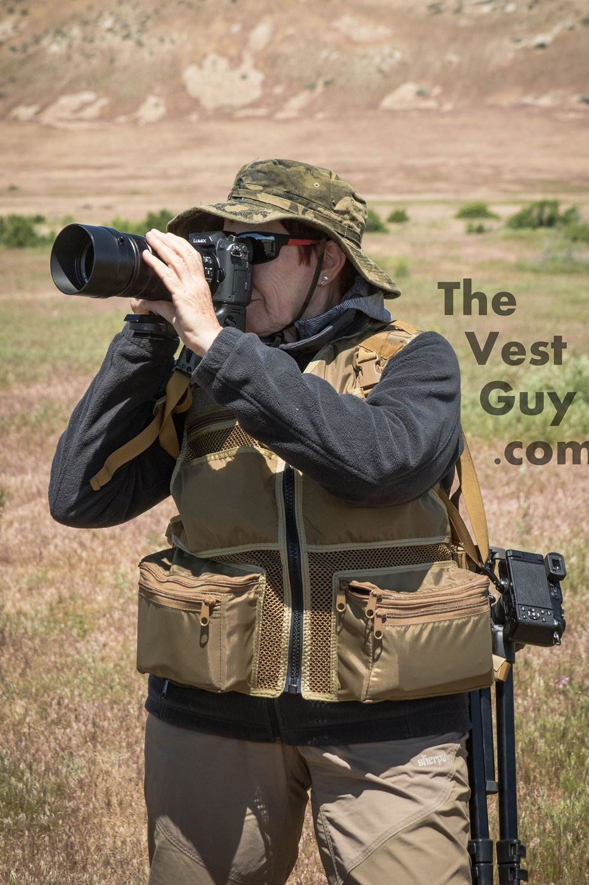 Mirrorless Camera Vest - Mirrorless Photography Vest by TheVestGuy