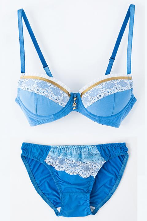 美樹さやか モデル ランジェリーセット ブラジャー ショーツ 下着 魔法