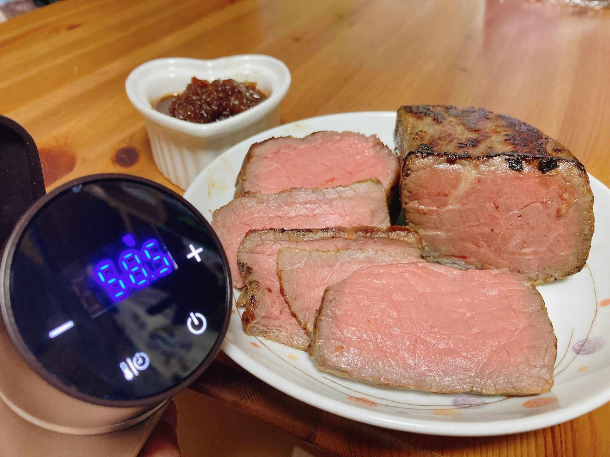 アイリスオーヤマのスリム低温調理器 LTC-02をレビュー！使い方や注意